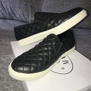 Steve Madden ECENTRCQ Black Sneakers